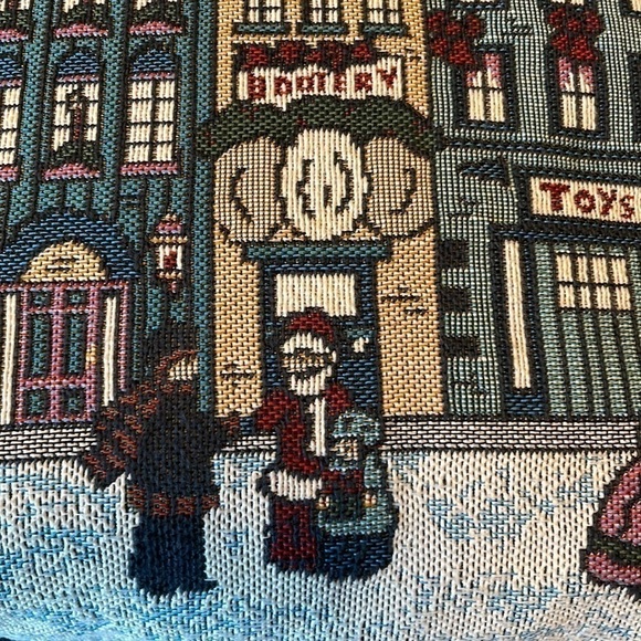 🌟Host  Pick🌟 DAKOTAH Tapestry Accent Town Village Scene Pillow - Picture 2 of 9